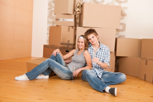 Moving van and house contents in Upper Norwood